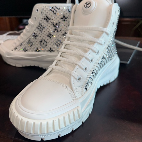 Louis Vuitton LV Squad Sneaker boots. Authentic box, dust bag, and receipt. 39 - Picture 5 of 9